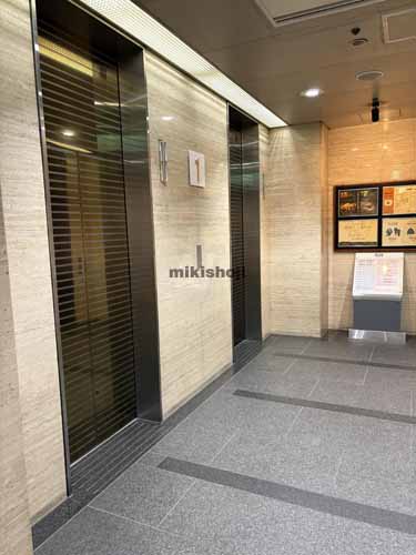 東桜・泉・葵のテレピアビル エレベーターホール1