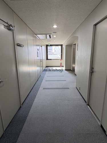 松本市全域のリーガル松本ビル エレベーターホール2