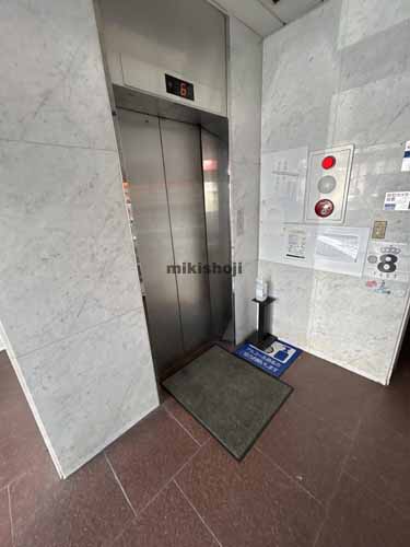 水谷ビル エレベーターホール1