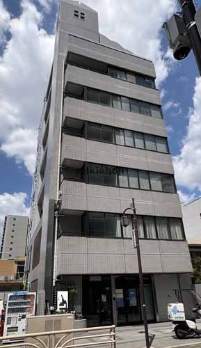 新村上ビル 外観2