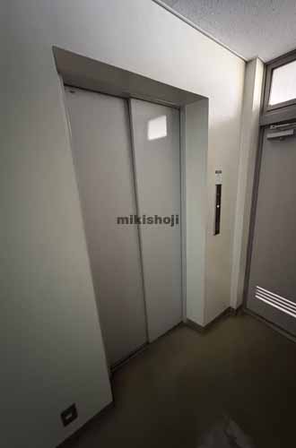 今池堂ビル エレベーターホール2