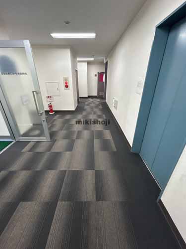 静鉄日出町ビル エレベーターホール1