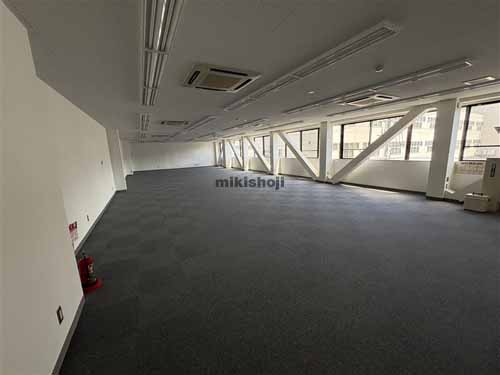 岐阜市全域の松田ガレージビル 貸室内1