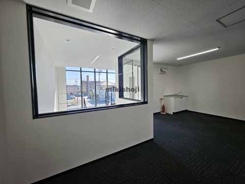 ＭＴ倉庫付事務所 貸室内5