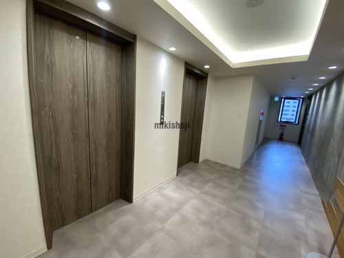 梅田ステートビル エレベーターホール1