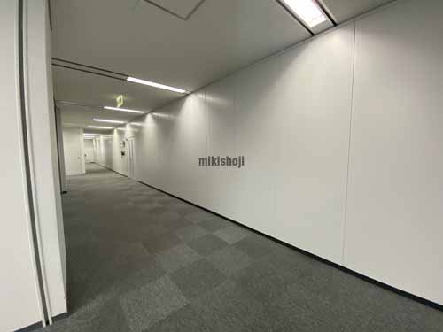 梅田スカイビル エレベーターホール3