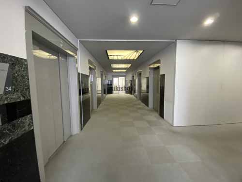 梅田スカイビル エレベーターホール5