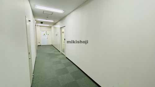 大阪堺筋ビル エレベーターホール3