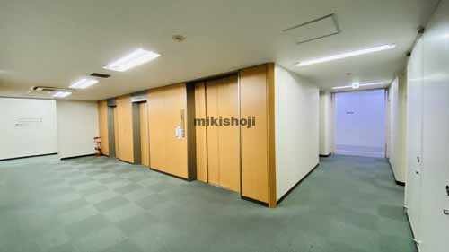 大阪堺筋ビル エレベーターホール6