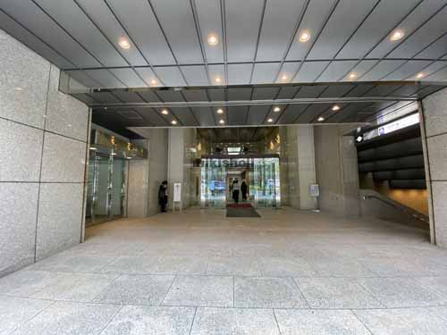 御堂筋本町ビル エントランス4
