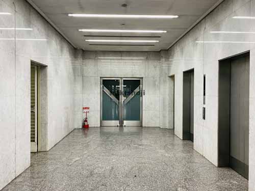 本町武田ビル エントランス6