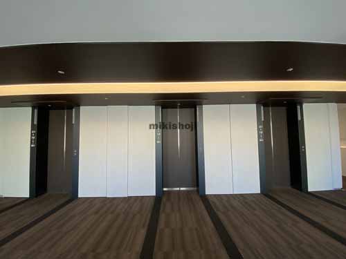 御堂筋グランタワー エレベーターホール7