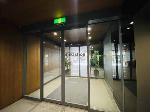 ＬＵＣＩＤ　ＳＱＵＡＲＥ　ＳＥＭＢＡ エントランス4