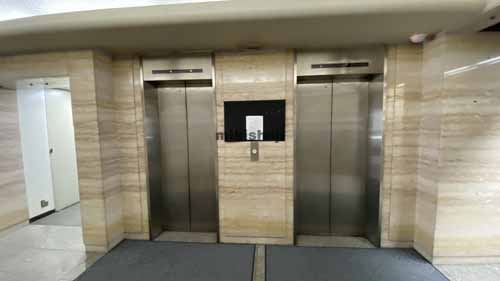 土佐堀・京町堀・西本町の岡本興産ビル エントランス4