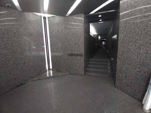 快適生活ビル エントランス4