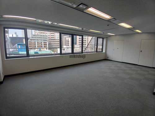 快適生活ビル 貸室内1