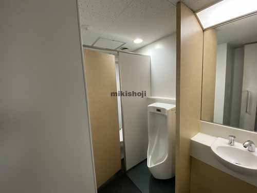 ナンバ八千代ビル 水回り1