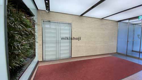 太陽生命難波ビル エントランス5