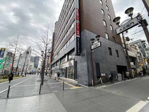 難波日興ビル エントランス4