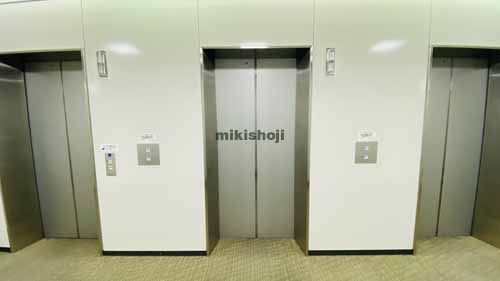 シマノ・住友生命ビル エレベーターホール1