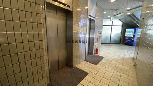 新大阪メイコービル エントランス8