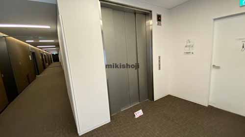 新大阪プライムタワー エレベーターホール1