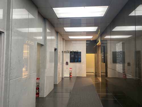 芝田・茶屋町・大深町のＪＰＲ茶屋町ビル エントランス1