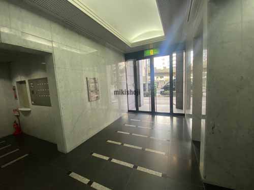 吉田茶屋町ビル エントランス4