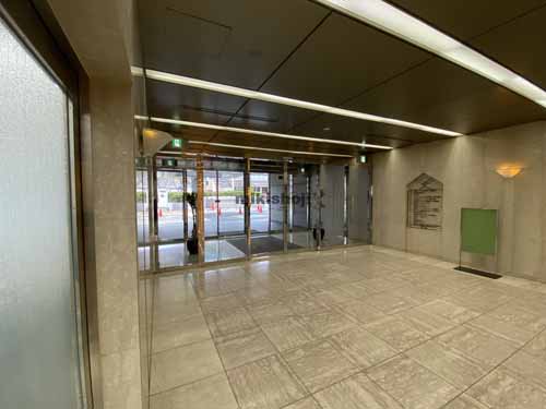 第一火災千里中央ビル エントランス1