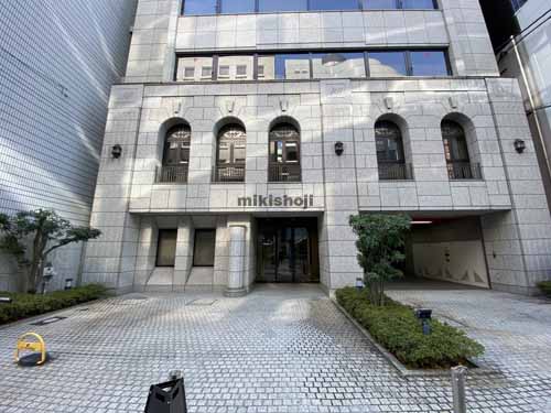 ＥＱＵＵＳ心斎橋 エントランス2