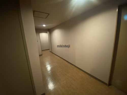 浪速ビル エレベーターホール3