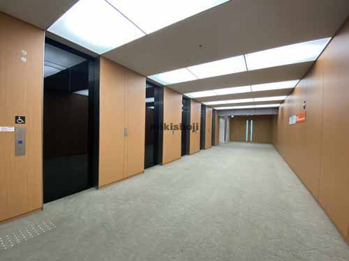 京阪神御堂筋ビル エレベーターホール1