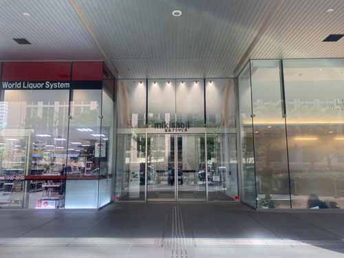 堂島プラザビル エントランス4