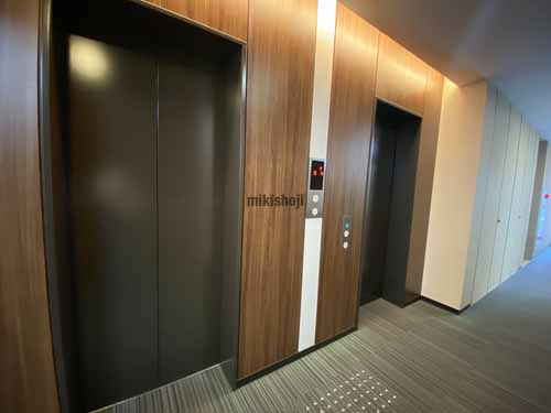 北浜ビルディング エレベーターホール2