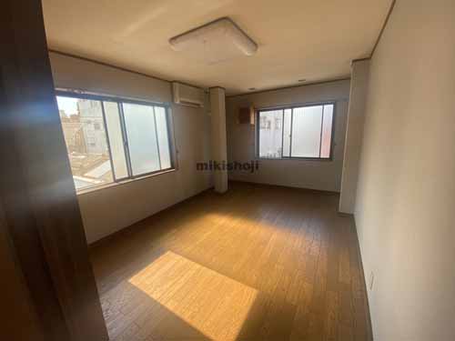 東成区のＫＣＳ鶴橋 貸室内8