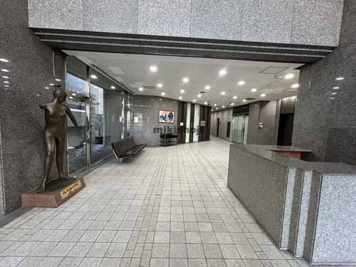 センチュリー赤坂門ビル エントランス2