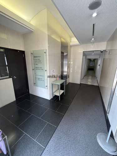 太陽生命大分ビル エントランス1