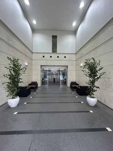 クルーズ勝山通りビル エントランス1