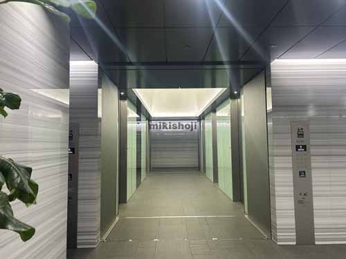 博多駅前・中央街の紙与博多中央ビル エレベーターホール1