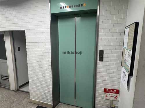 第５東ビル エレベーターホール1