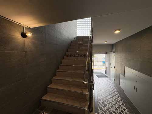 新宿・歌舞伎町の新宿君嶋ビル エントランス3
