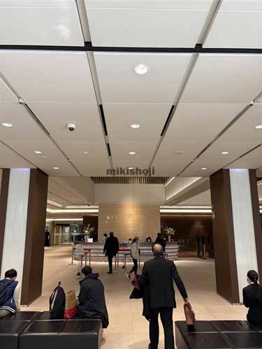 アーク森ビル エントランス1