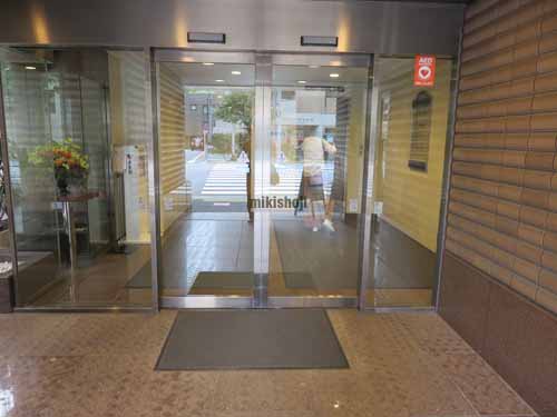 四谷オーキッドビル エントランス2