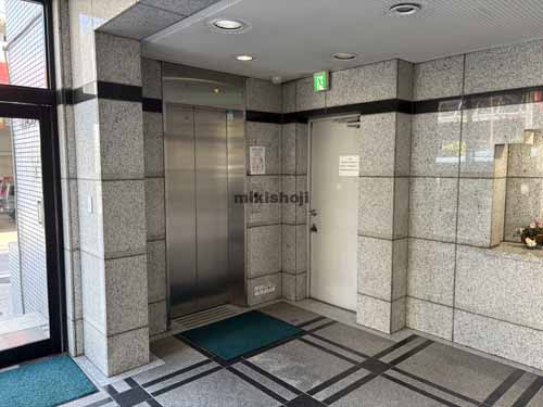 南麻布・元麻布・麻布十番の藤原ビルディング エレベーターホール2