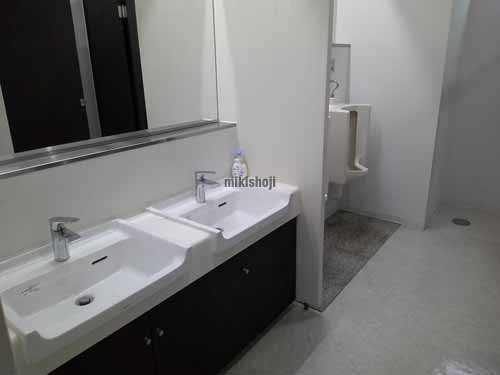 西新宿松屋ビル 水回り2