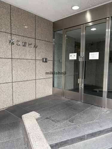 新小川町・山吹町の第３都ビル エントランス1