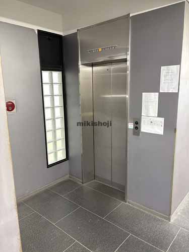 新小川町・山吹町の第３都ビル エレベーターホール1