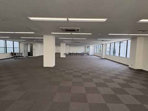 西新宿の西新宿三晃ビル 貸室内2