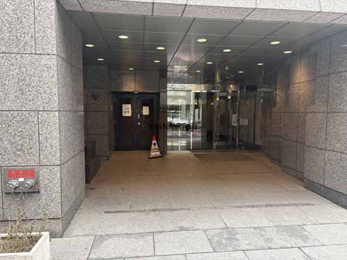 澤田麹町ビル エントランス1