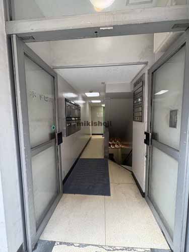 木下ビル エントランス2